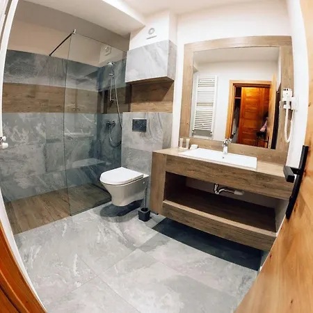 Гостевой дом Popasul Domnesc- Resort& Spa- Vue